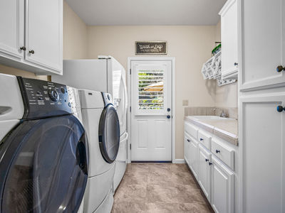 1154_TurquoiseWay_Int_Utility_1_01