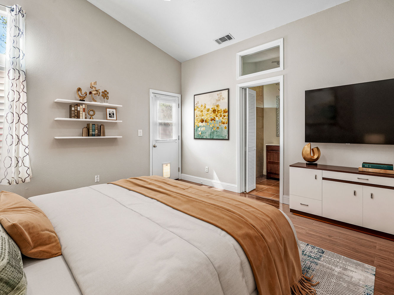 7104_BeaverFallsWay_Int_Bedroom1_1_01_Staged