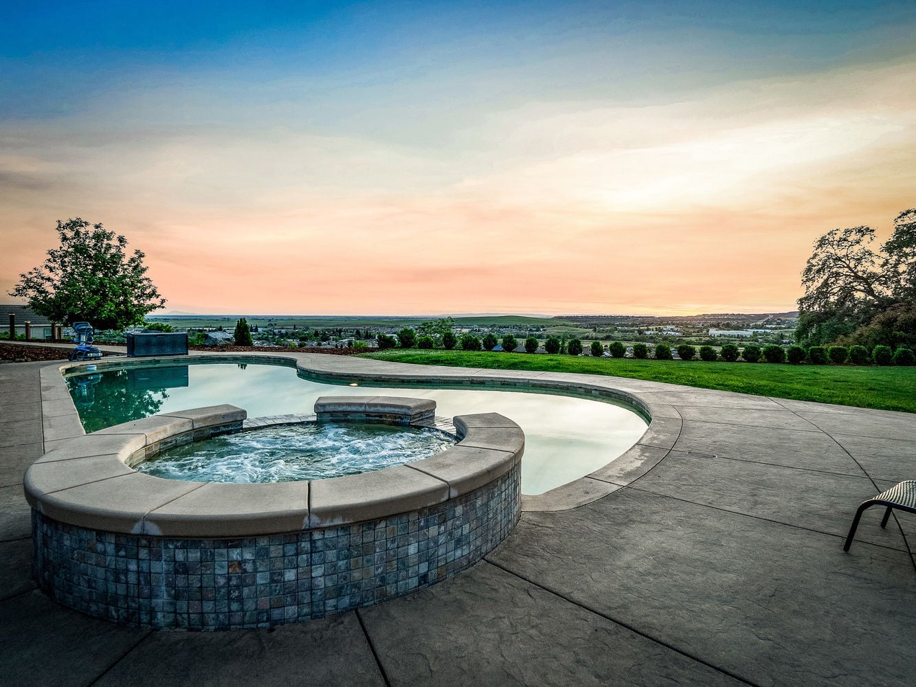 314_CobbleRockCourt_Ext_Rear_2_02