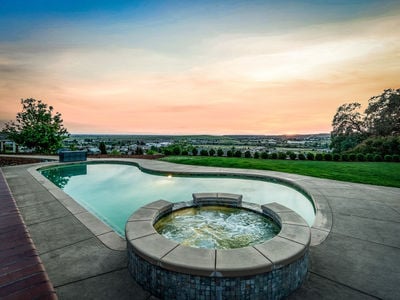 314_CobbleRockCourt_Ext_Rear_2_05