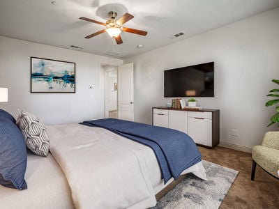 314_CobbleRockCourt_Int_Bedroom1_1_02_Staged