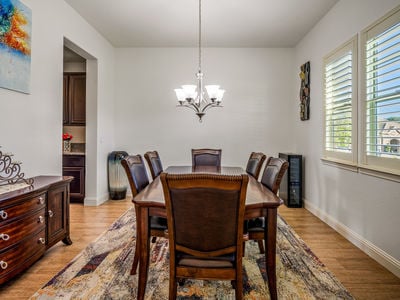 314_CobbleRockCourt_Int_DiningRoom_1_03