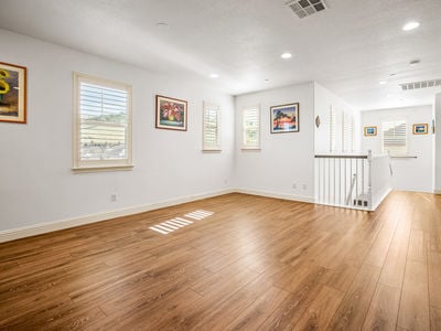 314_CobbleRockCourt_Int_Loft_1_02