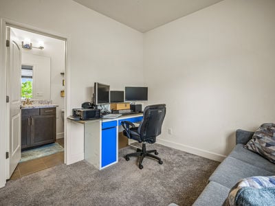 9882_SummertonWay_Int_Bedroom4_1_02