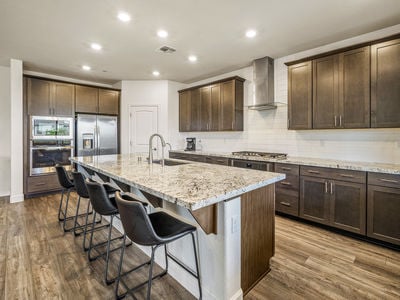 9882_SummertonWay_Int_Kitchen_1_03