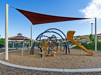 EDH_Park_Blackstone_ValleyView_04