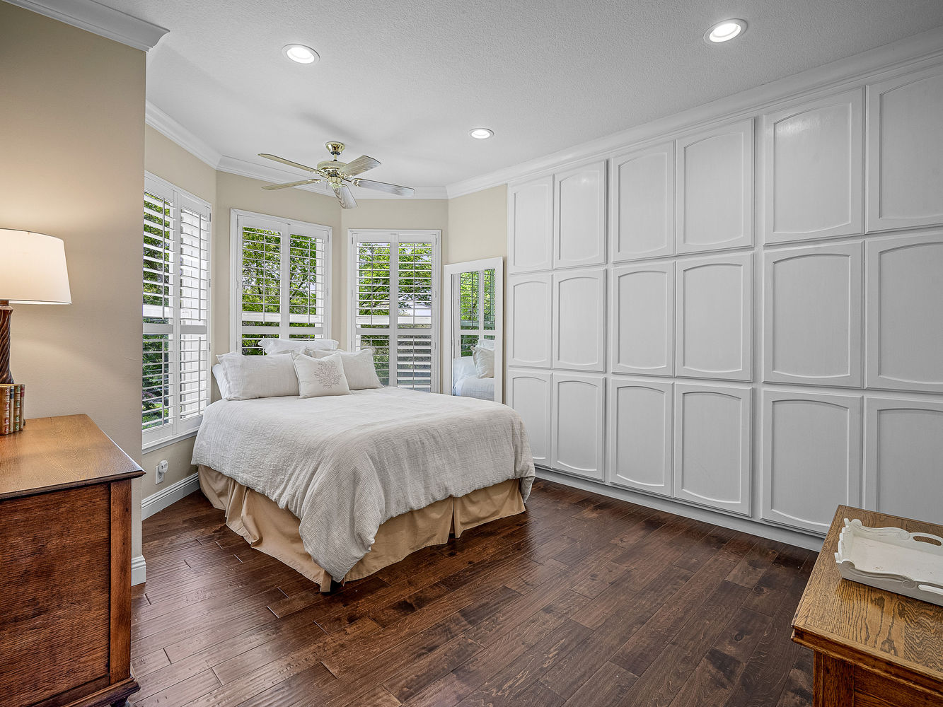 3140_RidgelineDrive_Int_Bedroom4_1_01