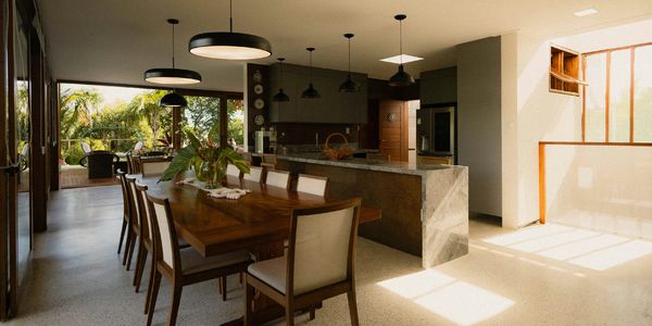 Who Is the Best Team for Luxury Home &hellip;