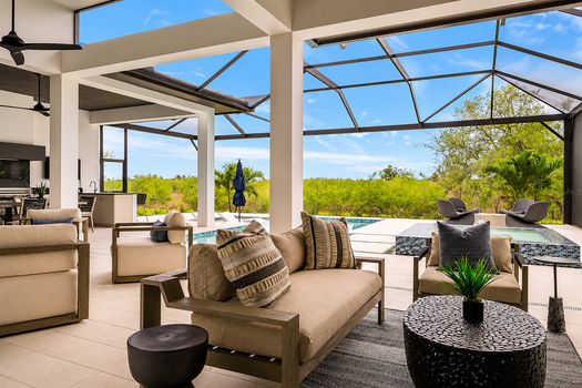 Custom Lago at 8613 Sandpoint Street