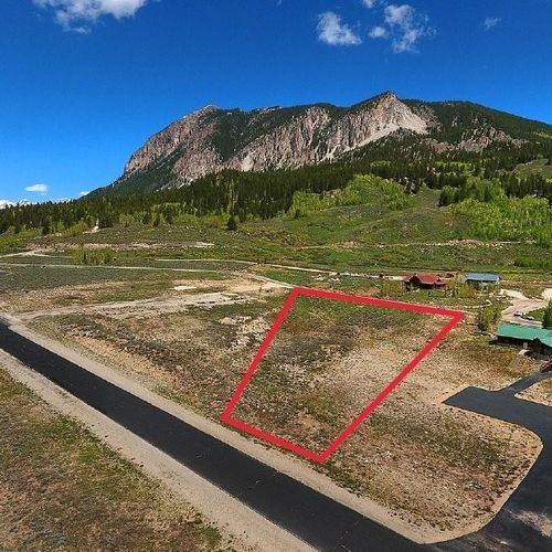 SOLD | 204 N Avion Drive