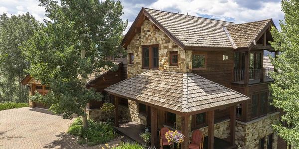 SOLD | 2 Peakview Drive