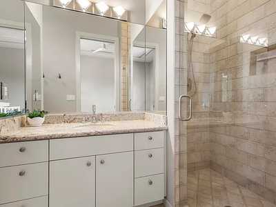 26a36434174fcdcf58a0b751b76a7803-cc_ft_768