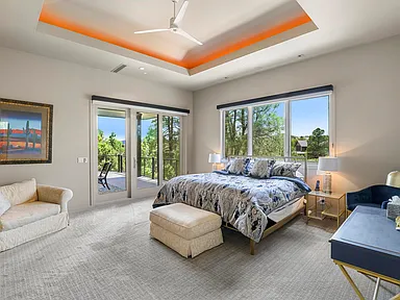 78cd7e05709a42a2e47270a463a59163-cc_ft_384