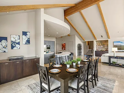 d08e39773222509cb37884291c7cb923-cc_ft_384