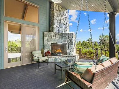 ddab2f97239a31af22b07025c898e3b1-cc_ft_384