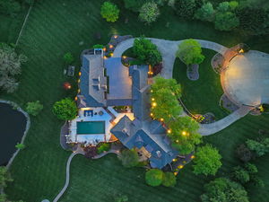 Million dollar luxury homes in the St. Louis Metro East.