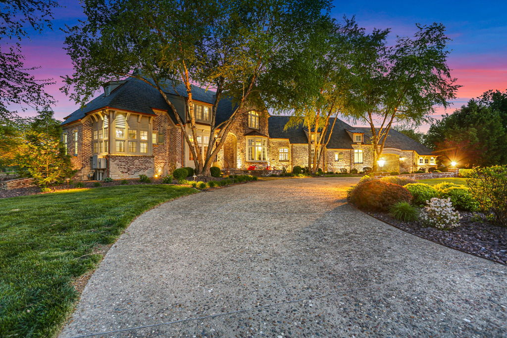 St. Louis Luxury Real Estate