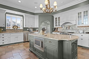 Chef’s kitchen in million dollar home near St. Louis