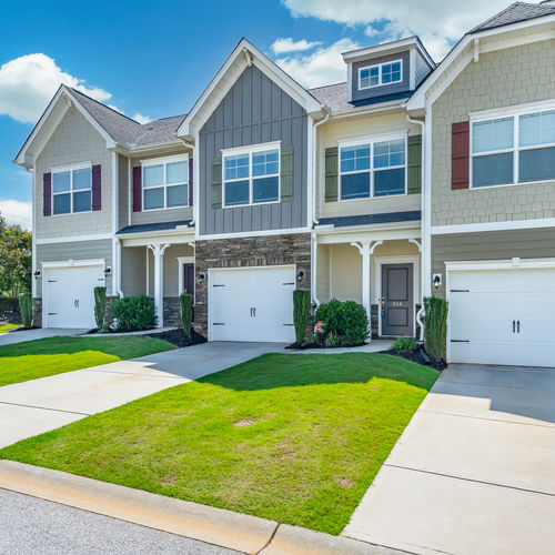 Why It's Important To Work With A Realtor