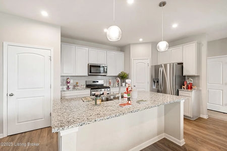 813e4058b1d628d08510c55d591fa39d-uncropped_scaled_within_1536_1152