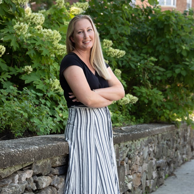 Erin-Lee-93601 (1) 1 (1)