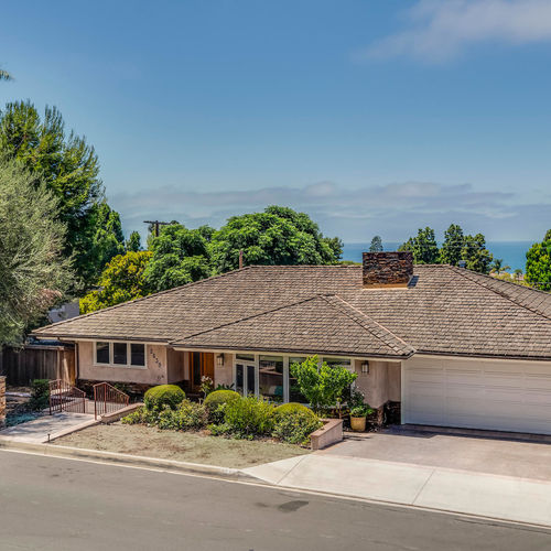 Ocean View Home for Sale at 2639 Via Carrillo in Palos Verdes Estates