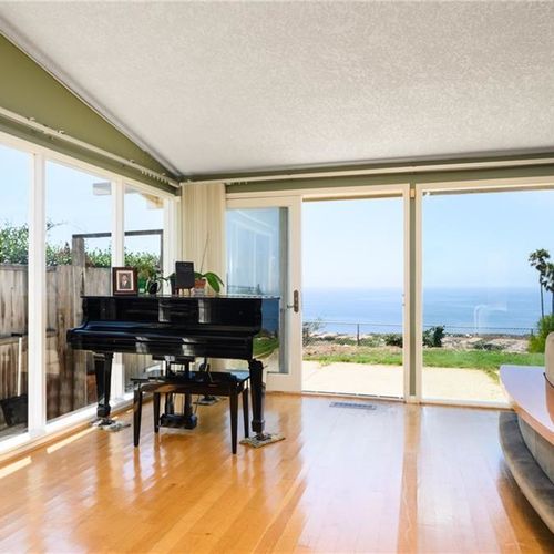 Huge Unobstructed Panoramic Ocean View Home for Sale at 30745 Rue Valois