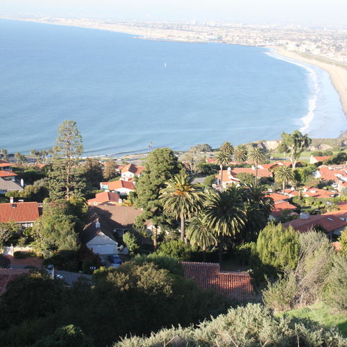 Palos Verdes Houses for Sale and a Beautiful Queens Necklace View
