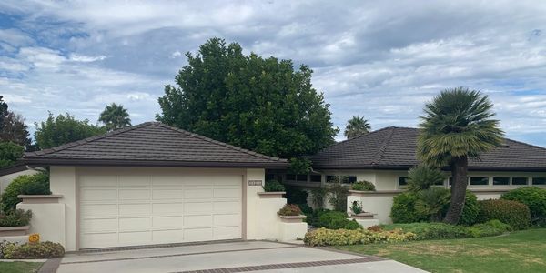 Ocean View Single Level Spacious Home in Crest …