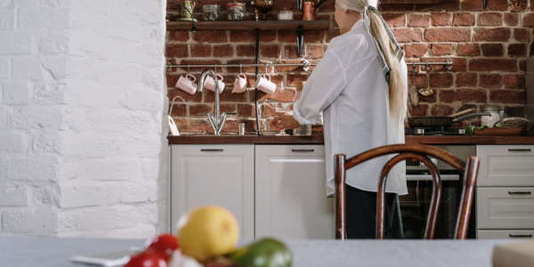 Savvy Downsizing Tips for LA-Bound Retirees