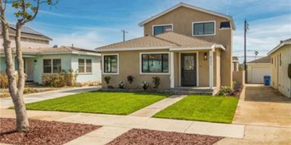 Inside a Redondo Beach Home with Extra Large …