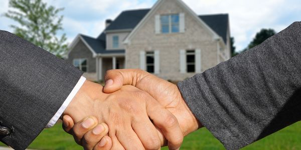 Steps to Take Before Hiring a Real Estate …
