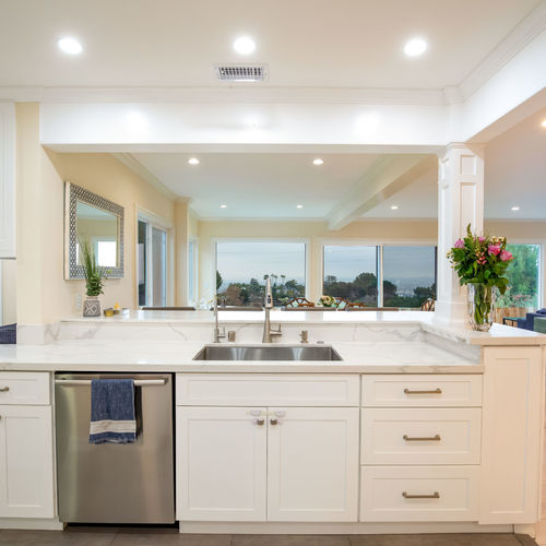 Magnificent Single Level View Home at 18 Stallion Rd in Palos Verdes