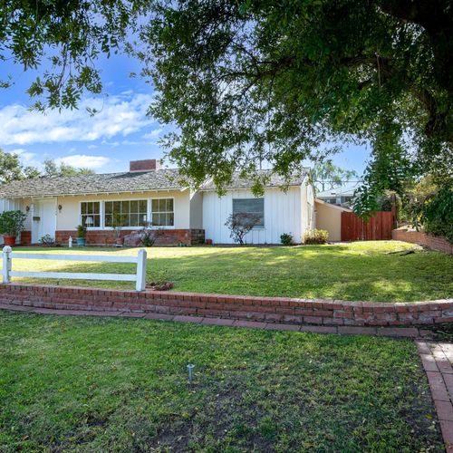 Fantastic Opportunity Single Level Home for Sale at 3924 Via Nivel in Valmonte