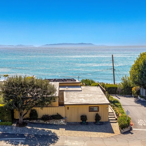 Wanna GetAway? Private Beachfront Property Luxury Bungalow for Sale in Portuguese Bend