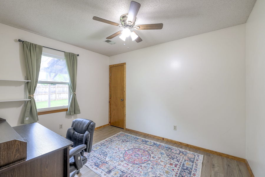 19-web-or-mls-Turner - 709 Walnut St, Greenwood, MO 19