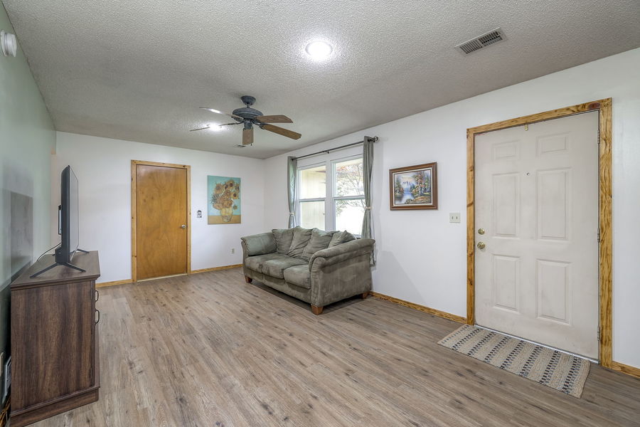 6-web-or-mls-Turner - 709 Walnut St, Greenwood, MO 06