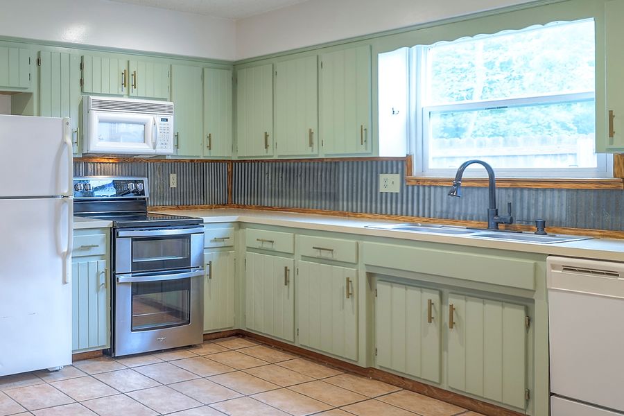 709-Walnut-Street-Greenwood-MO-1