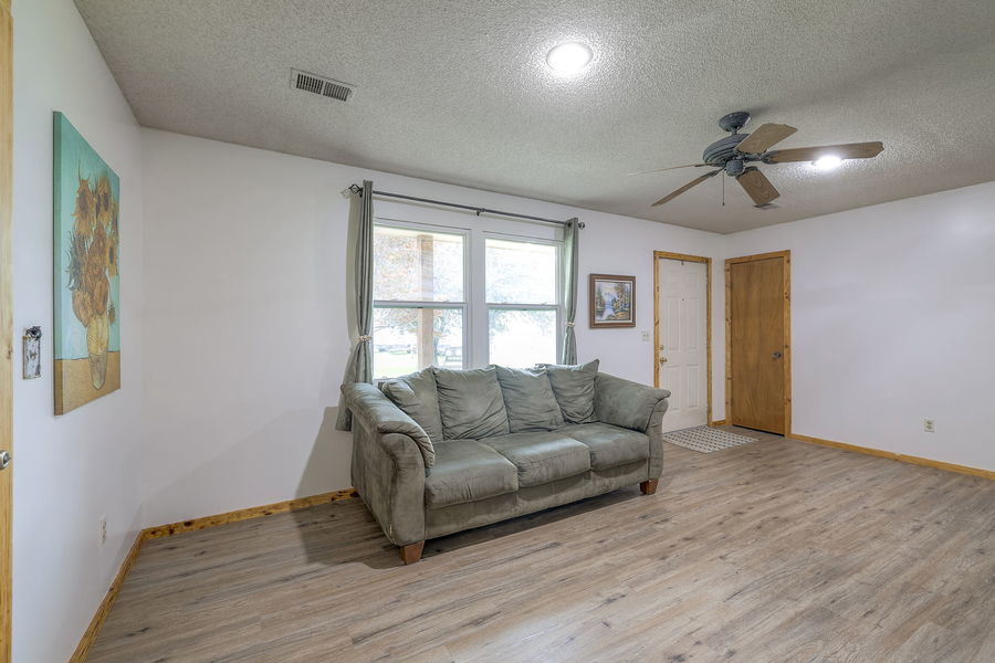 8-web-or-mls-Turner - 709 Walnut St, Greenwood, MO 08