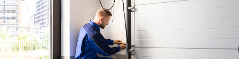 tune-up-garage-door-lees-summit-home-advice-great-missouri-homes-reece-nichols-real-estate-merla-turner