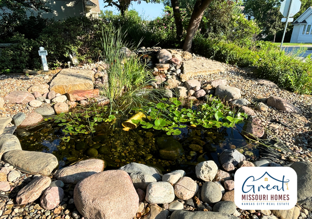 winterset-park-lees-summit-butterfly-garden-1-pond-great-missouri-homes-reece-nichols-merla-turner