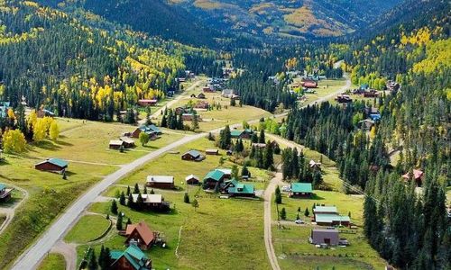 Short-Term Rental Regulations in the Enchanted Circle: What Buyers Need to Know
