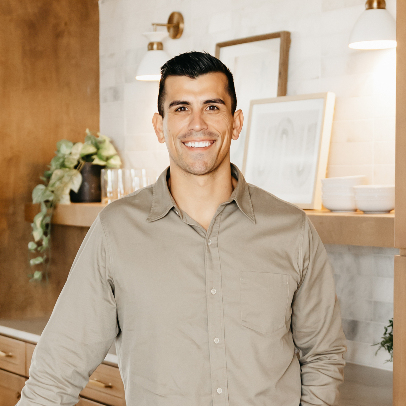 Garret-main-headshot1300x1300