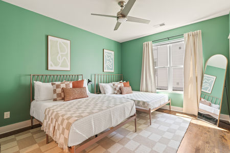 2001 Convent #5-40_RS