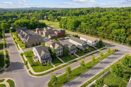 1016 Clover Glen Way Neighborhood1