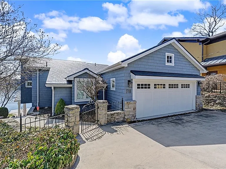 01de7b0dde1e07cabd4de5b18dddc0e2-cc_ft_768