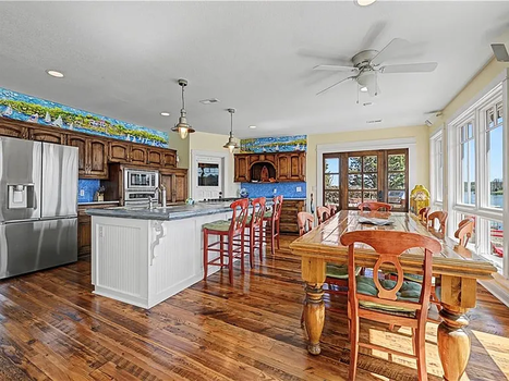 3806c0aee126540b88aa564b86d7a106-cc_ft_768