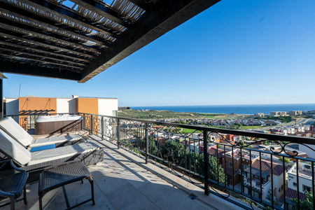 ebae41d1-931b-4d9f-9b97-f59702ea0430