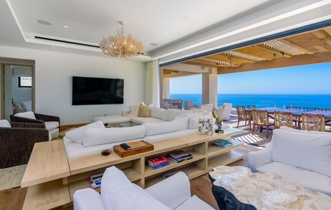 8368b558-1b33-424a-a2ed-70e4d73d5dd0