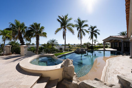 ed7951f1-f93d-4fd7-9daa-bbc01f9bf07b